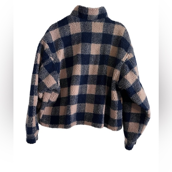 American Eagle Outfitters Navy and Beige Teddy Jacket - Picture 5 of 9